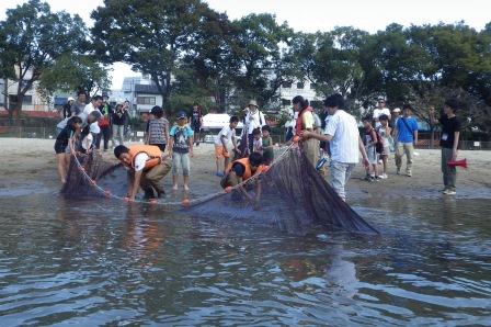 20131006ふれあいの水辺地引網IMGP1270