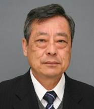 津野 洋 氏