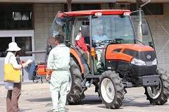 いろんな農業機械に試乗体験 いろんな農業機械に試乗体験
