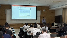 研究所の業務について紹介